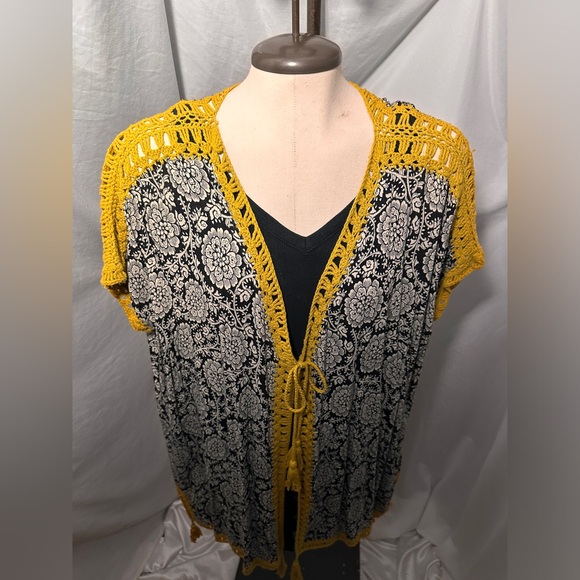 Ivy Jane Boho Floral Kimono Cardigan Med Black White Mustard Crochet Trim - Picture 6 of 13